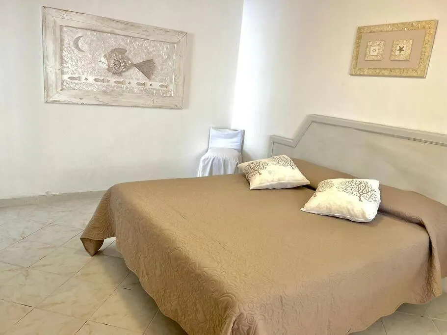 Appartamento A Golfo Aranci 0*,  Italy